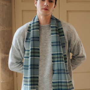 [Sold Out] Beech Dappled Skies Tartan Scarf